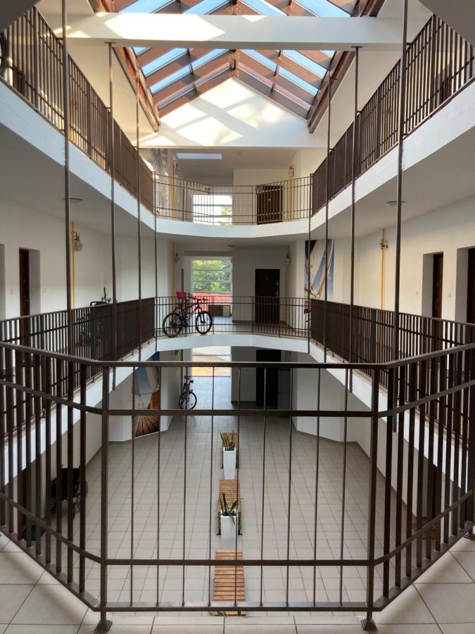 Ostseenahe Erholung Ruhe Komfort In Kleinstadt Kamien Pomorski Buitenkant foto